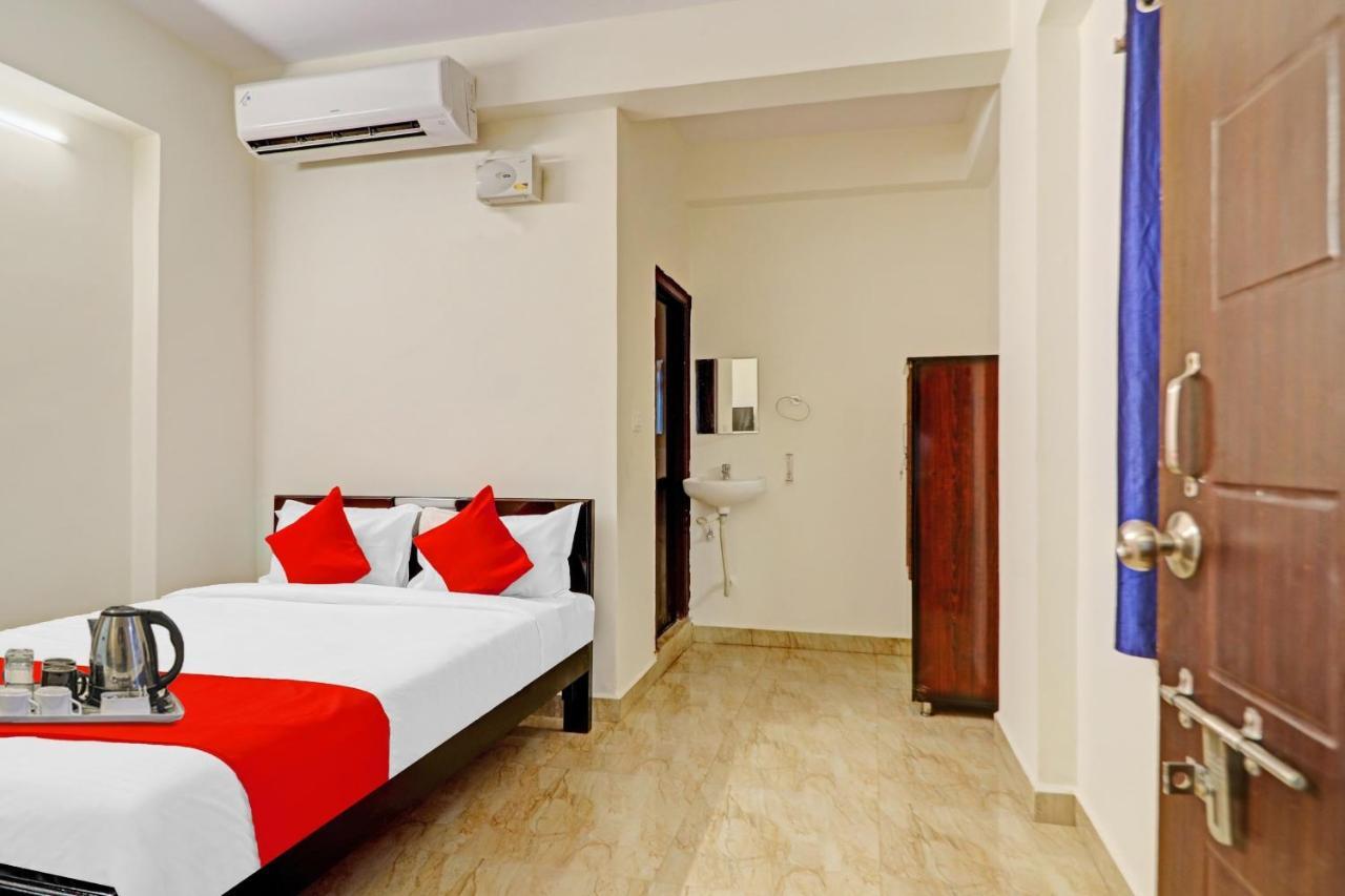 Oyo Happy Stay Hotels Hyderabad Exterior foto