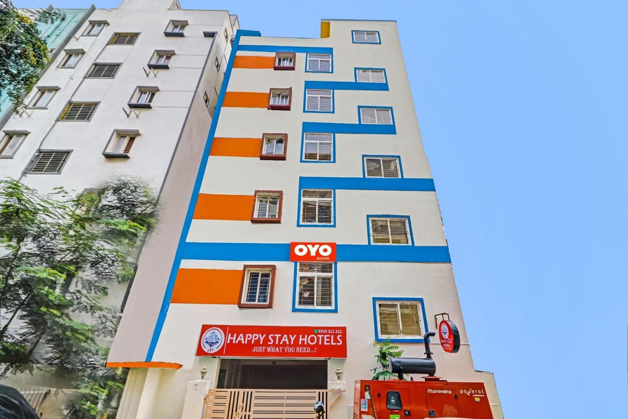 Oyo Happy Stay Hotels Hyderabad Exterior foto